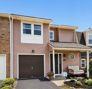 20 Stirrup Drive East Greenbush, NY 12061