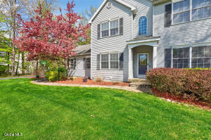 11 Quincy Lane Queensbury, NY 12804