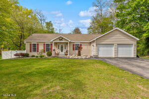 46 Esther Street Schenectady, NY 12303