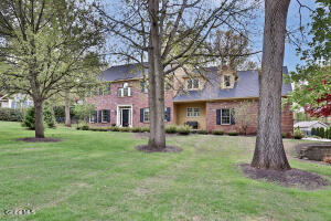 7 Deep Woods Drive Latham, NY 12110