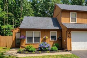 24 Arrow Wood Place Malta, NY 12020