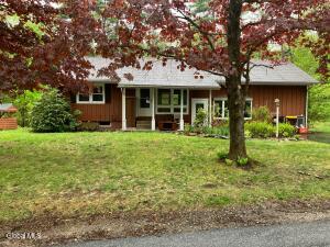 14 Canty Road Saratoga Springs, NY 12866