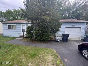 9 Mary Hadge Drive Colonie, NY 12309