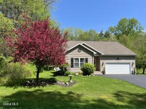 207 E Sunnyside Queensbury, NY 12804
