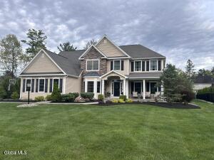 224 Brittany Place Niskayuna, NY 12309