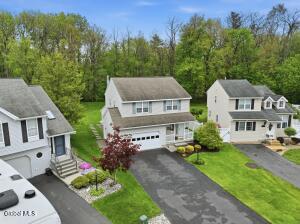 41 Wicken Square Colonie, NY 12205