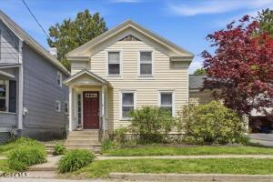 27 Marvin Street Saratoga Springs, NY 12866