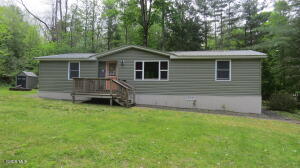 122 Hemlock Terrace Northville, NY 12134