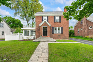 39 Van Buren Street Albany, NY 12206