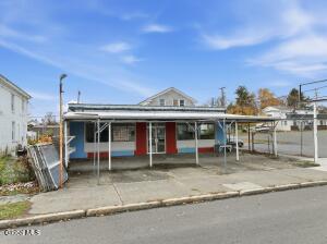 853 5th Avenue Troy, NY 12182