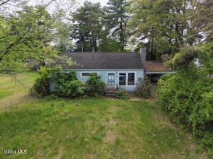 18 Park Drive South Glens Falls, NY 12803