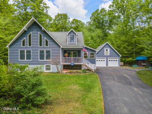 639 N Shore Rd Peck Gloversville, NY 12078