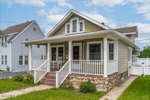 2 Selden Street Schenectady, NY 12304