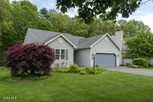 18 Waterview Drive Saratoga Springs, NY 12866
