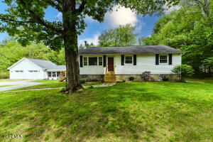 5764 Lake Road Galway, NY 12074