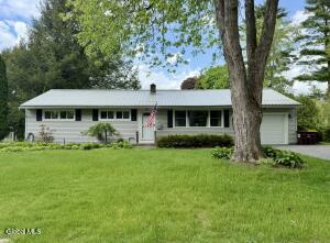9 Reservoir Drive Queensbury, NY 12804