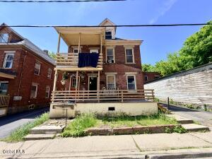 31 Elk Street Amsterdam, NY 12010