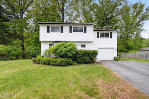 18 Michael Drive Saratoga Springs, NY 12866