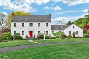 145 Bullock Road Slingerlands, NY 12159