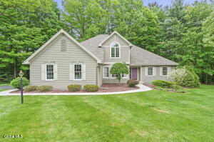 6 Ashley Place Saratoga Springs, NY 12866