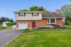 11 Sparton Lane Ballston Lake, NY 12019