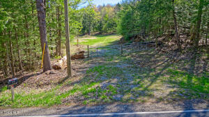 77 King Road Middle Grove, NY 12850