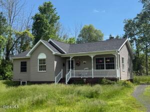 109 Hill Street Victory, NY 12871