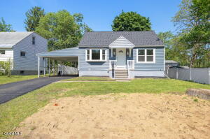 1204 Hemlock Street Schenectady, NY 12306