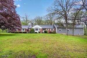 6 Sage Hill Lane Menands, NY 12204