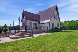19 Polk Way West Sand Lake, NY 12196