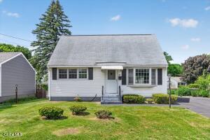 48 Munro Court Troy, NY 12180