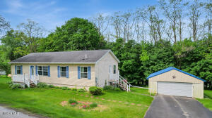 31 Oak Street Hoosick Falls, NY 12090