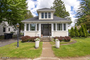 2 Ritchie Place Saratoga Springs, NY 12866
