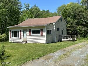 32 Thompson Lane Brainard, NY 12125