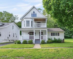 138 Davis Avenue Waterford, NY 12188