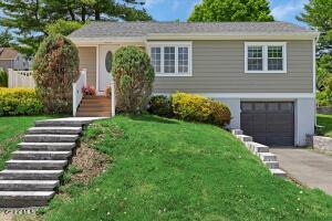 15 Youngs Place Latham, NY 12110