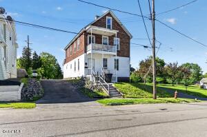 3 Young Avenue Amsterdam, NY 12010