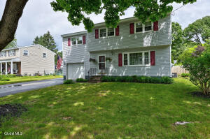 30 Fredrick Drive Saratoga Springs, NY 12866
