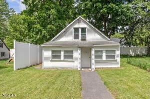 9 Kellogg Avenue Schenectady, NY 12304