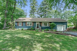 118 E Poplar Drive Delmar, NY 12054