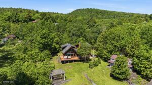 10 Morningside Circle Bolton Landing, NY 12814