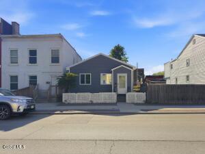 415 4th Street Troy, NY 12180