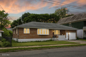 1253 Van Cortland Street Schenectady, NY 12303