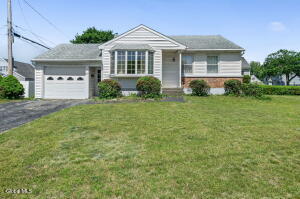 109 Elliott Avenue Schenectady, NY 12304