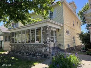 851 Central Parkway Schenectady, NY 12309