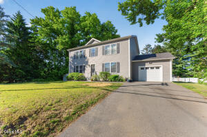 3174 E Lydius Street Schenectady, NY 12303