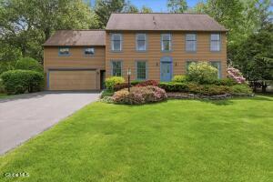 908 Mohegan Road Niskayuna, NY 12309