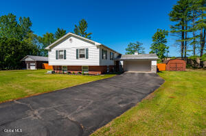 10 Merritt Road Queensbury, NY 12804