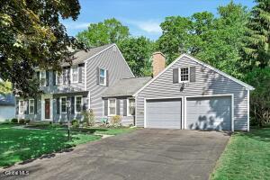 16 Longwood Drive Delmar, NY 12054