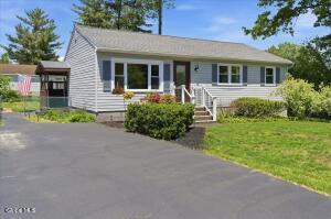 177 Nutwood Avenue Schenectady, NY 12304
